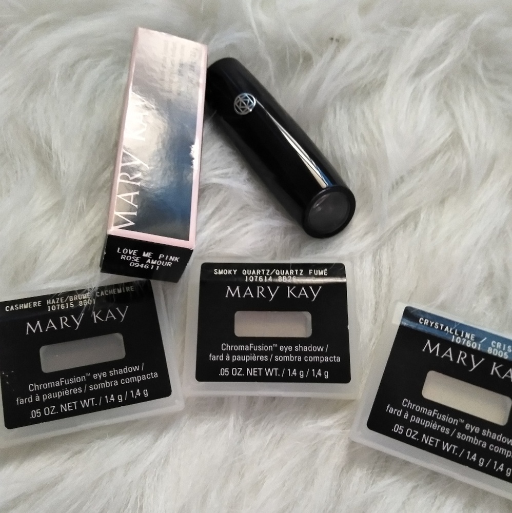 MK makeup Eyeshadow /lipstick